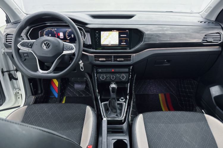 Used Volkswagen Tacqua 2020 1.5L Automatic Yue Interior 2