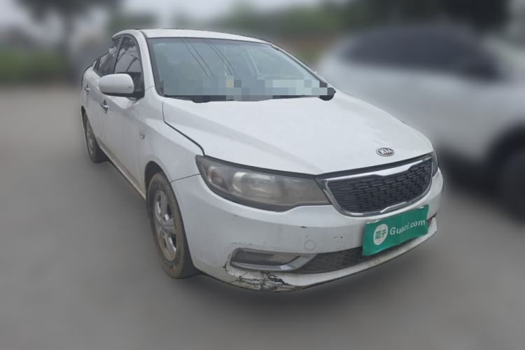 Used Kia Forte 2014 1.6L MT GL Front Right 45 Deg