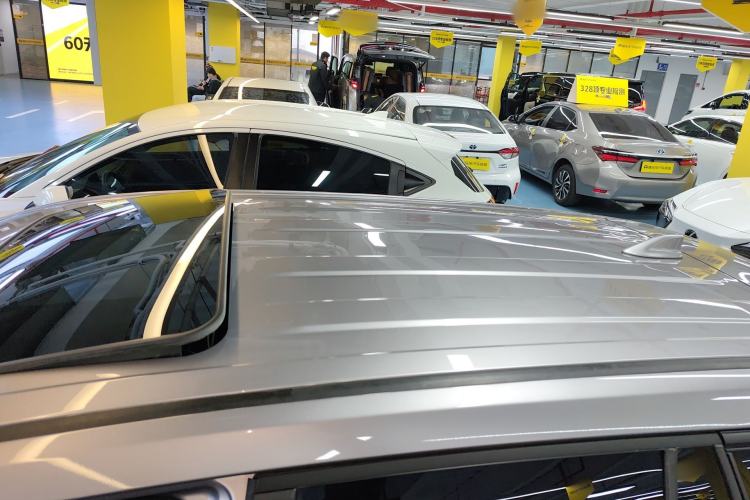 Used Toyota Corolla Cross 2023 Dual-Motor 2.0L Elite Edition Roof