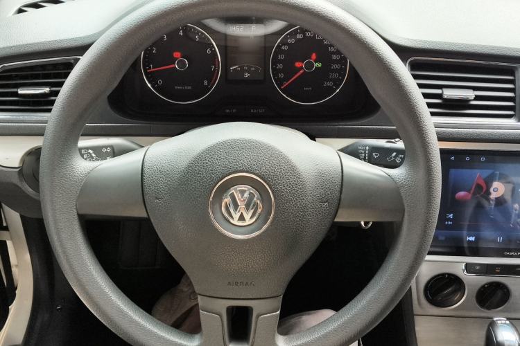 Used Volkswagen Lavida 2013 Revised Version 1.4 TSI DSG Comfort Edition Steering Wheel