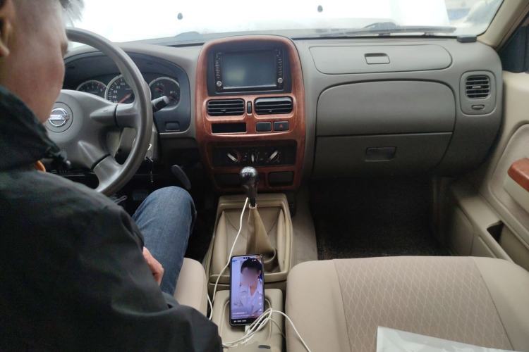 Used Nissan ZN Van 2013 2.4L Two-Wheel Drive Standard Model with 5 Seats