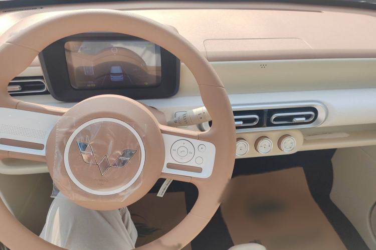 Used Wuling Hongguang MINIEV 2024 3rd Generation 215km Youth Edition