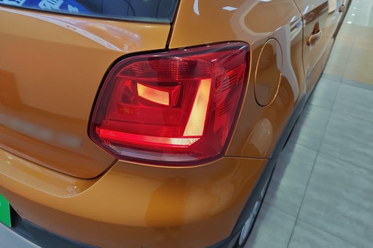 Used Volkswagen Polo 2014 1.6L Cross Polo Automatic