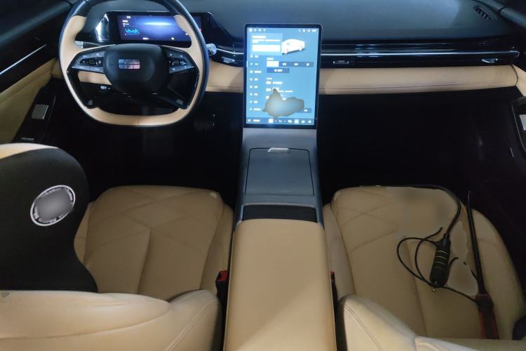 Used Geely Galaxy L6 2024 125km PLUS Dragon Edition