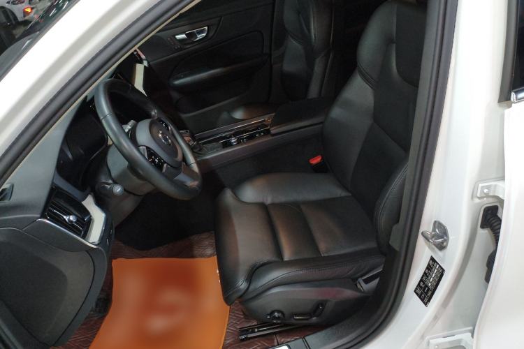 Used Volvo S60 2021 T4 Zhiyuan Luxury Edition