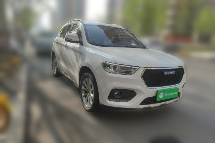 Used Haval H2 2017 Blue Label 1.5T Manual Two-Wheel Drive Luxury Model Front Right 45 Deg