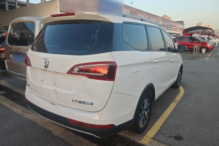 Used Baojun 730 2019 1.5L Manual Fashion Model 7-seater China VI
