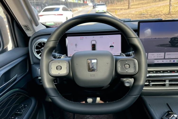 Used Tank 300 2025 2.0T Challenger