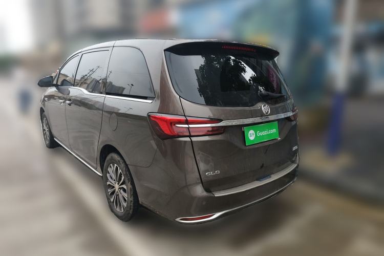 Used Buick GL8 2023 Facelifted Land Cruiser Executive Luxury Version
