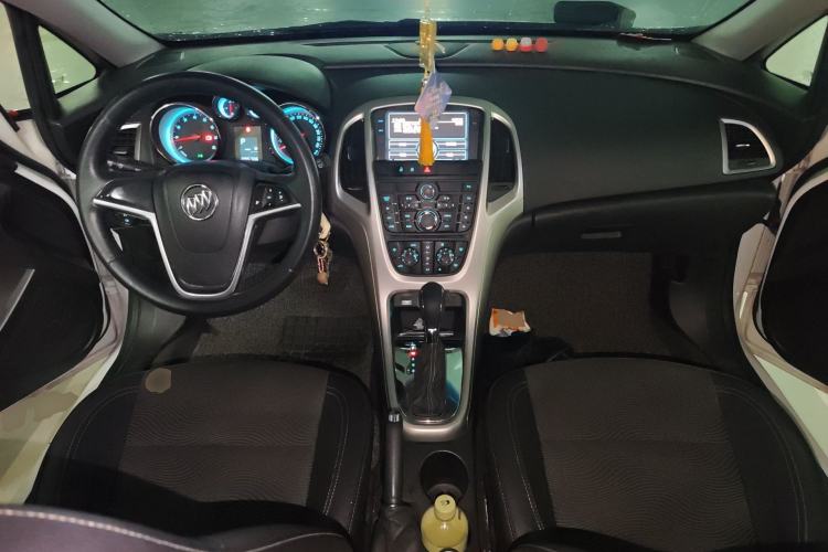 Used Buick GT 2013 XT 1.6L Automatic Fashion Edition