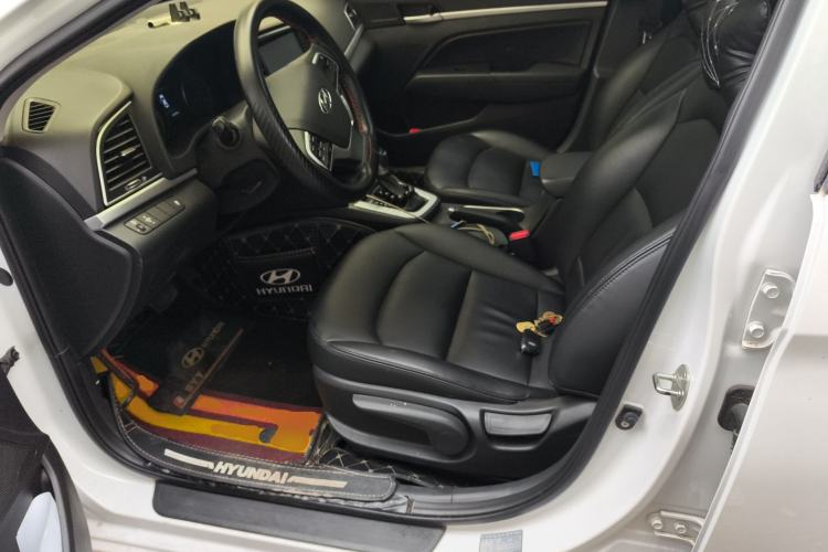 Used Hyundai Elantra (6th Generation / Lingdong) 2016 1.6L Automatic ZhiXuan – Elite Version Left Front Seat