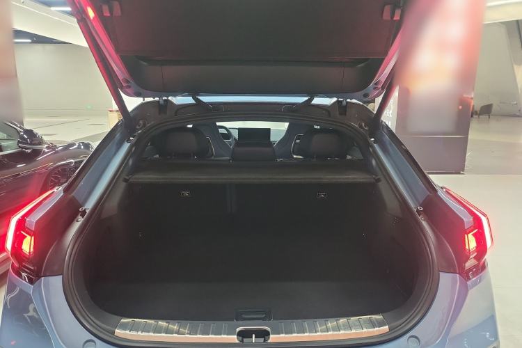 Used Zeekr 001 2025 YOU Edition 100 kWh All-Wheel Drive
