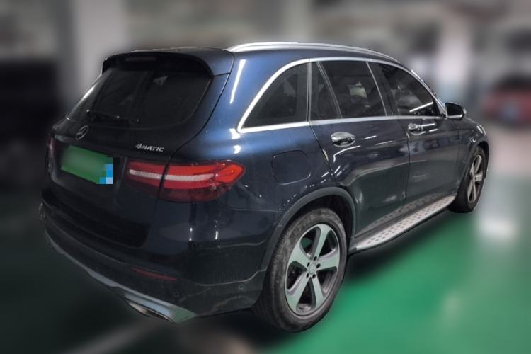 Used Mercedes-Benz GLC 2017 GLC 260 4MATIC Luxury Model