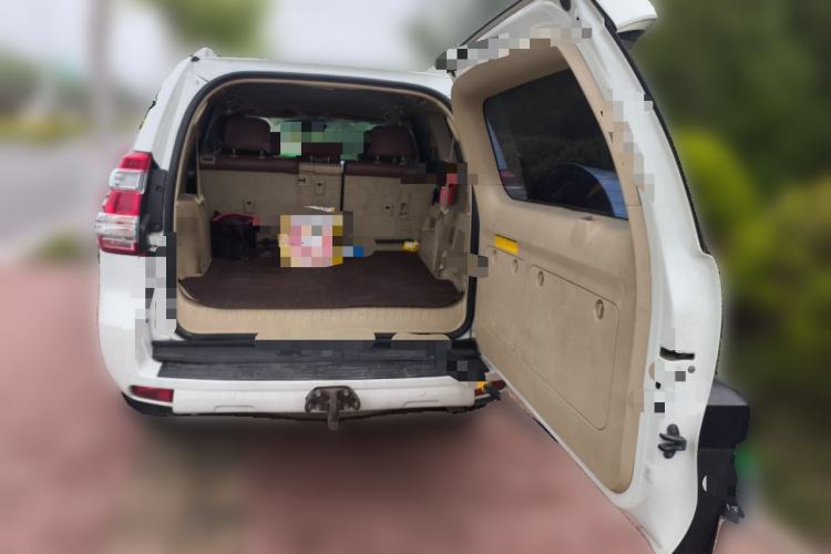 Used Toyota Prado  Trunk