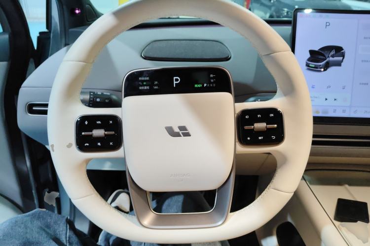 Used Li Auto Li Auto i6 2025 Model Four-Wheel-Drive Standard Type