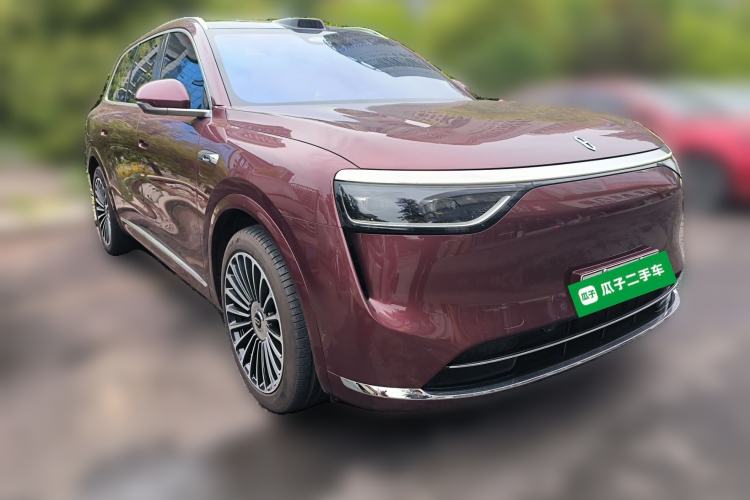 Used Hima AITO M8 2025 Extended-Range Max+ Version 53.4 kWh 6-Seater Edition Front Right 45 Deg