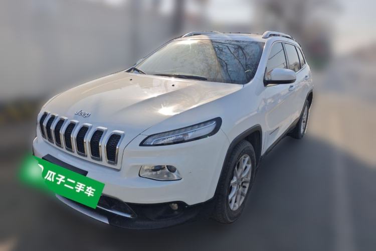 Used Jeep Cherokee 2017 2.0L Superior Edition