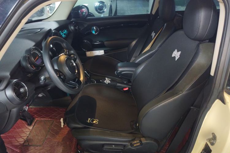 Used MINI MINI 2018 1.5T COOPER Artist