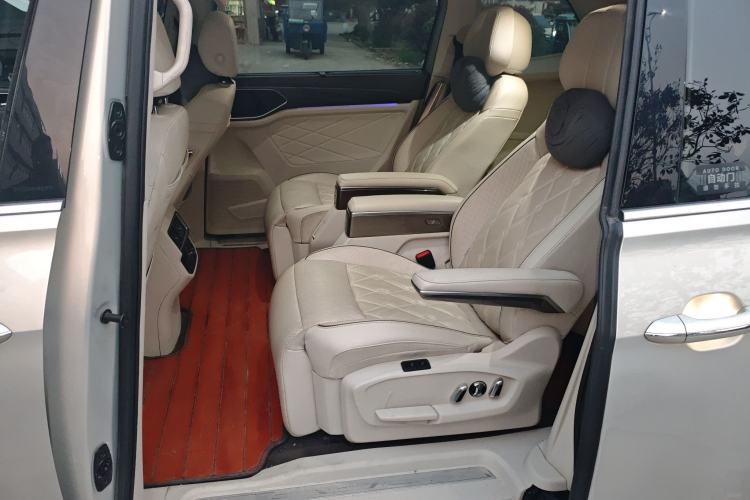 Used Volkswagen Viloran 2022 380TSI Prestige Edition Left Rear Seat