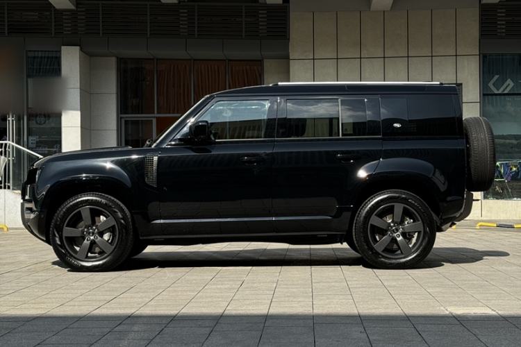 Used Land Rover Defender 2023 Facelift 110 3.0T P400 X-DYNAMIC HSE