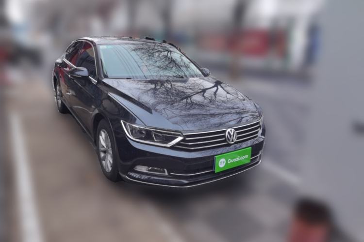 Used Volkswagen Magotan 2018 280TSI DSG Comfort Model
