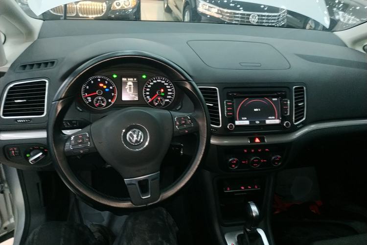 Used Volkswagen Sharan 2013 1.8TSI Standard Model