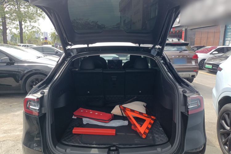 Used Tesla Model Y 2022 Rear-Wheel-Drive Version