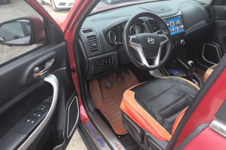 Used Changan CS35 2015 1.6L Manual Luxury Model China IV Standard