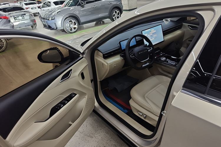 Used Wuling Xingguang 2024 Co-Creation Edition 510 Advanced Model