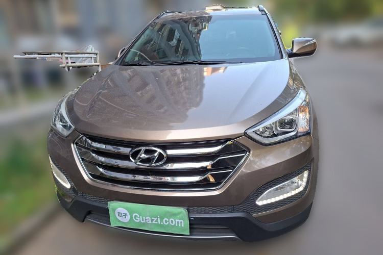 Used Hyundai Santa Fe 2013 Revised Version 2.4L Automatic All-Wheel Drive Smart Type Front