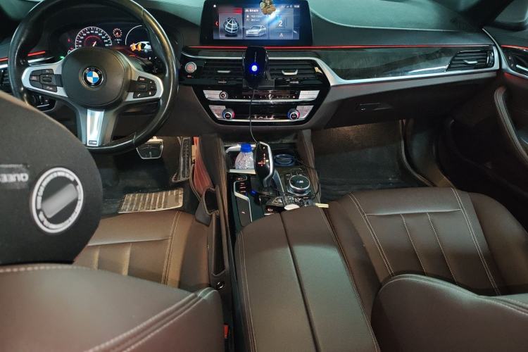 Used BMW 5 Series 2019 525Li M Sport Package Center Console