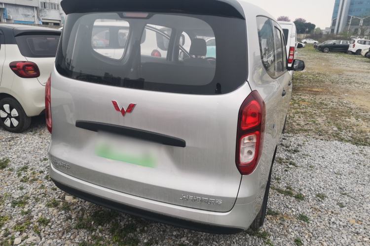 Used Wuling Hongguang New Energy 2025 Extended-Range Hybrid 50 km Standard Version
