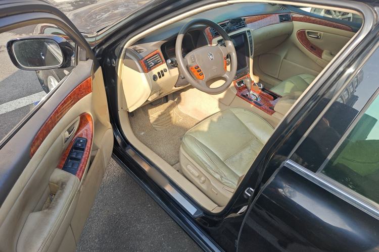 Used Toyota Crown 2005 2.5L Royal Driver Seat