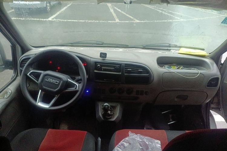 Used JMC Transit 2017 2.8T Commercial Version Short Wheelbase Mid-Roof 6/7/8-Seater JX493