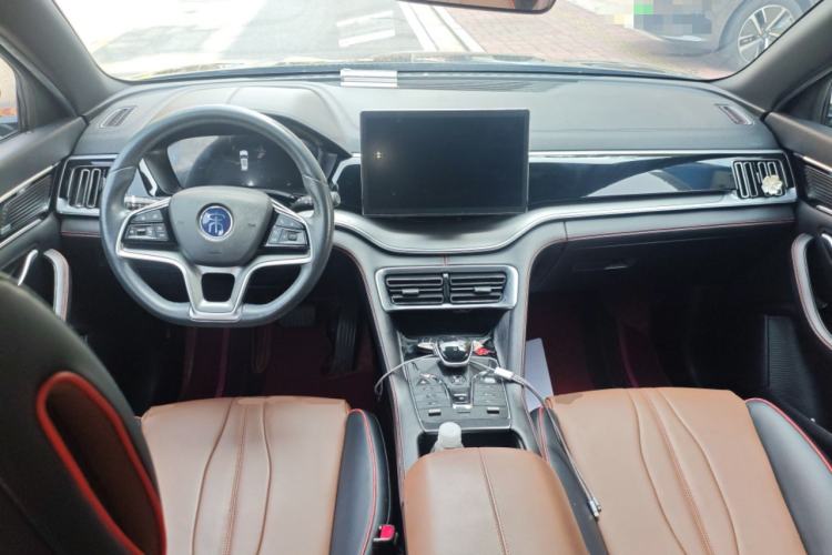 Used BYD Song PLUS 2020 1.5T Automatic Flagship Edition Center Console