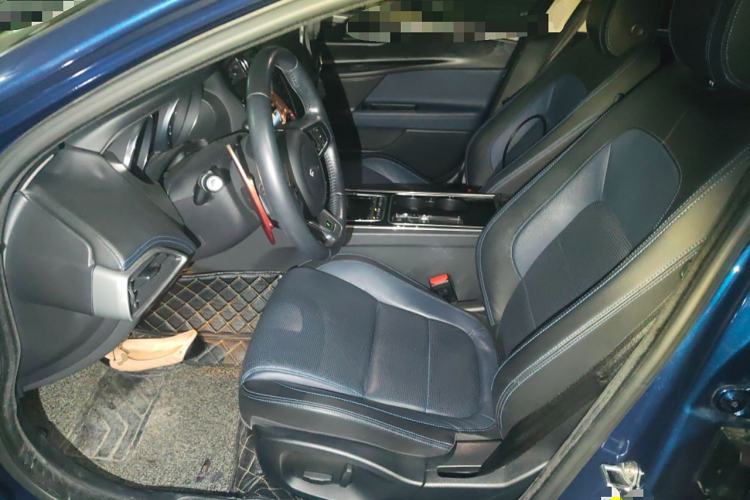 Used Jaguar XE 2015 2.0T 240 PS R-Sport
