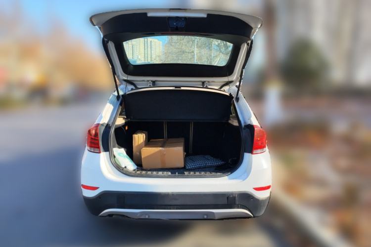 Used BMW X1 2012 sDrive18i Fashion Model
