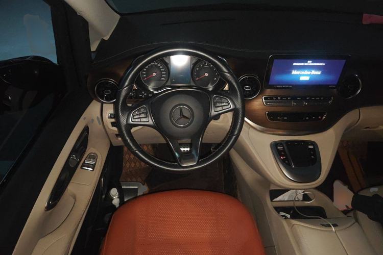 Used Mercedes-Benz V-Class 2022 V 260 Prestige Edition
