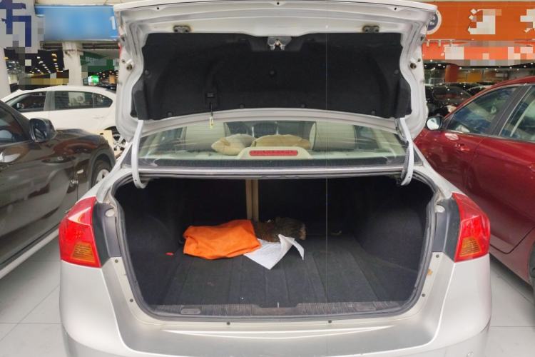 Used Buick Excelle 2015 1.5L Automatic Classic Model
