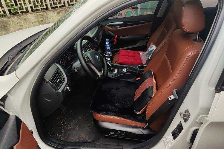 Used BMW X1 2015 sDrive18i Fashion Upgrade Edition Left Front Seat