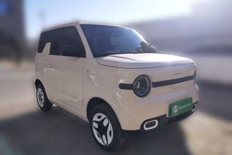 Used Geely Galaxy Panda 2025 210 km – Yuanqi Bear Front Right 45 Deg