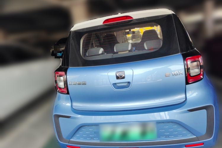 Used SOL E10X 2021 302 km Range Luxury Version 30.2 kWh Rear