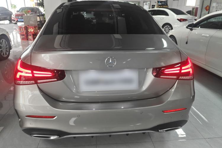 Used Mercedes-Benz A-Class 2022 Revised Version A 200 L Sport Sedan Fashionable Style