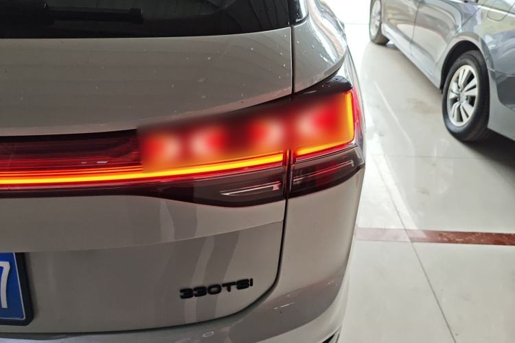 Used Volkswagen Tayron 2023 330TSI Two-Wheel-Drive R-Line High-Energy Version Right Rear Taillight