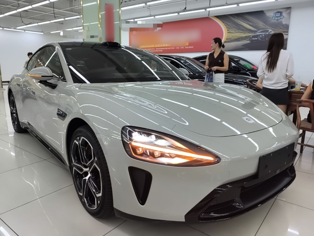 Xiaomi Auto SU7 2024 Rear-Drive Ultra-Long Range Advanced Pro-Level Intelligent Driving Version — снимка 3