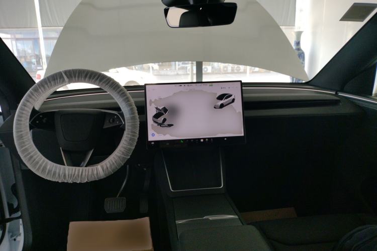 Used Tesla Model Y 2026 Long-Range All-Wheel-Drive Model