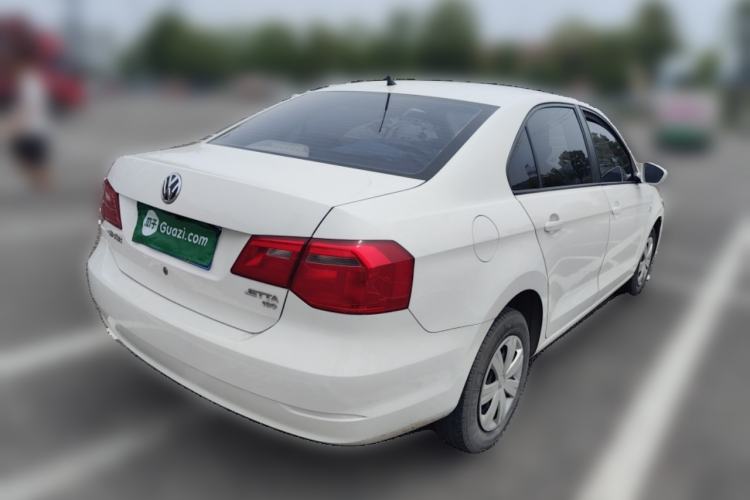 Used Volkswagen Jetta 2015 Value Edition 1.6L Manual Fashionable Style
