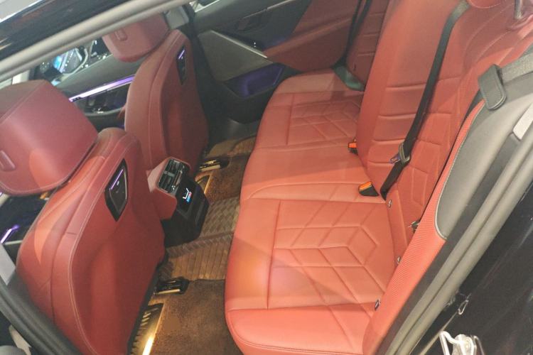 Used BMW 5 Series 2025 525Li M Sport Package