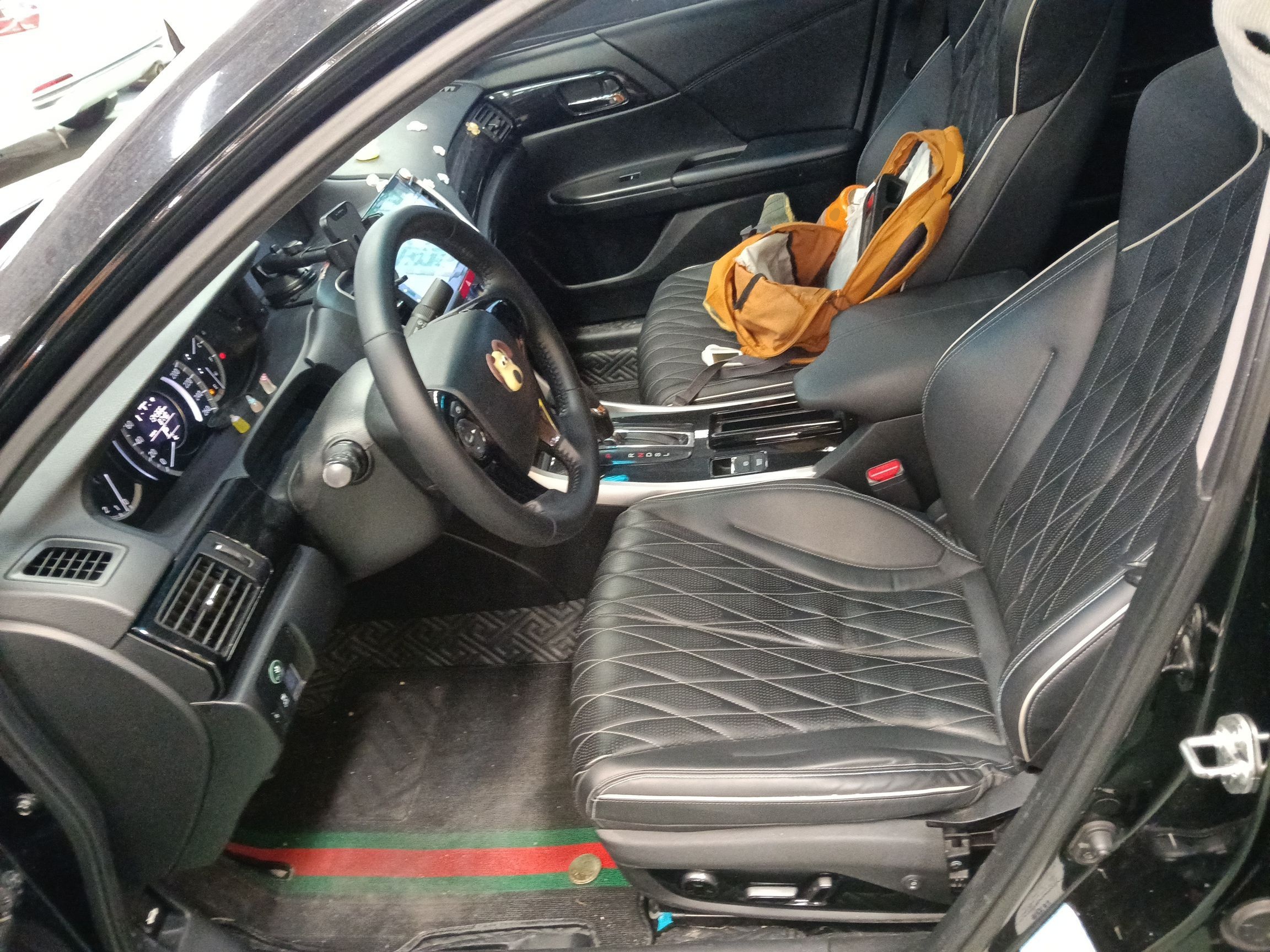 Interior delantero