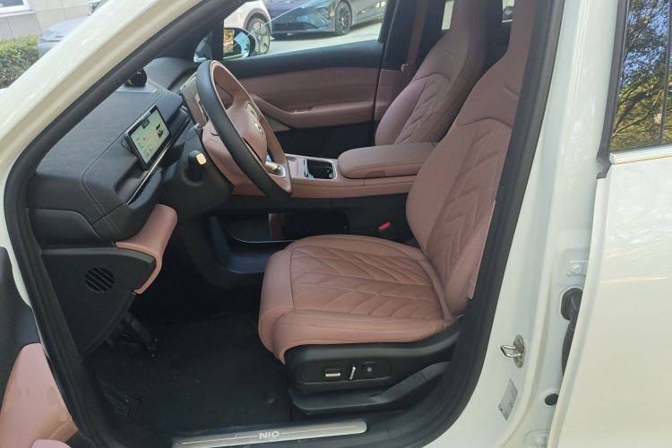 Used Nio EC6 2025 75 kWh
